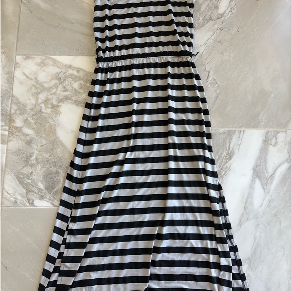 Fever Dresses & Skirts - Fever Black and Grey Striped Dress